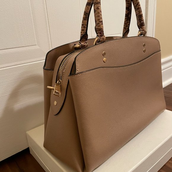 Coach Lillie Carryall With Daisy Applique - Picture 4 of 16